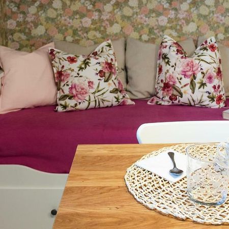 Flowers Apartment Joivy 25 Комо Екстер'єр фото