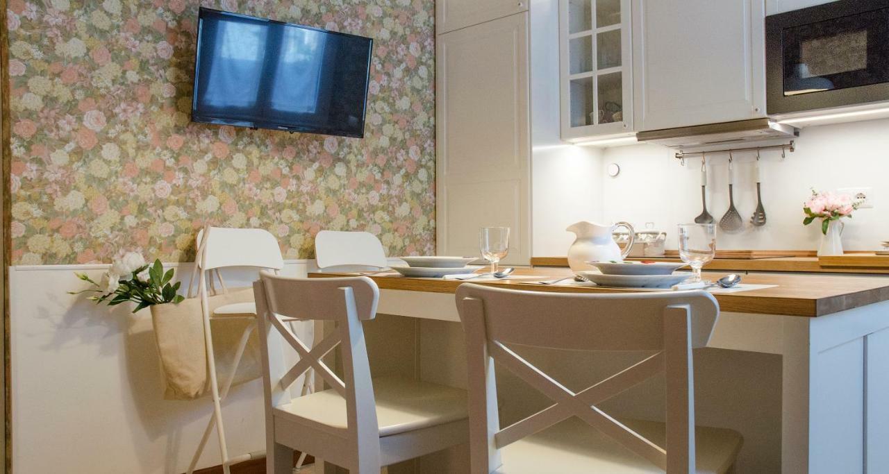 Flowers Apartment Joivy 25 Комо Екстер'єр фото