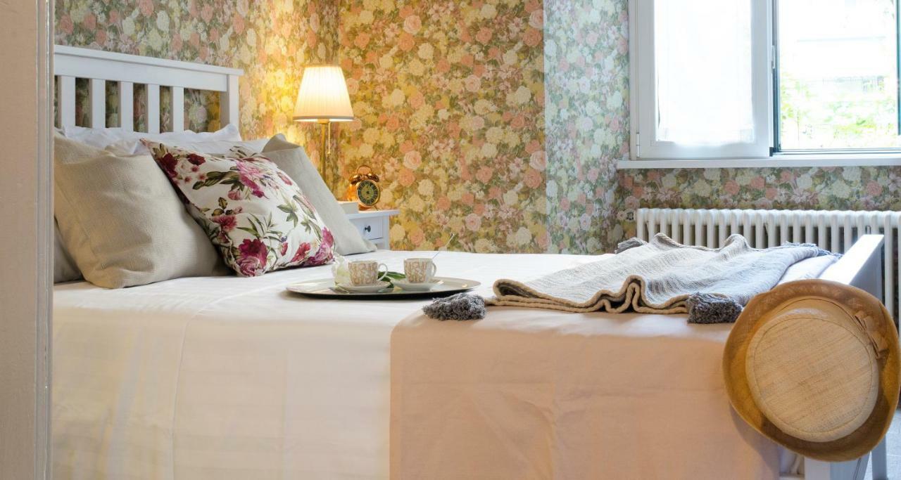 Flowers Apartment Joivy 25 Комо Екстер'єр фото