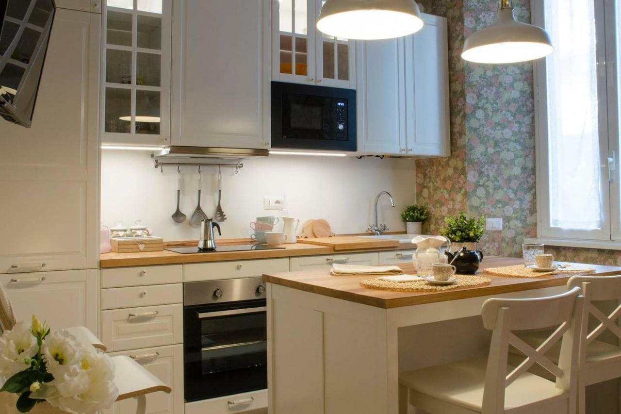 Flowers Apartment Joivy 25 Комо Екстер'єр фото